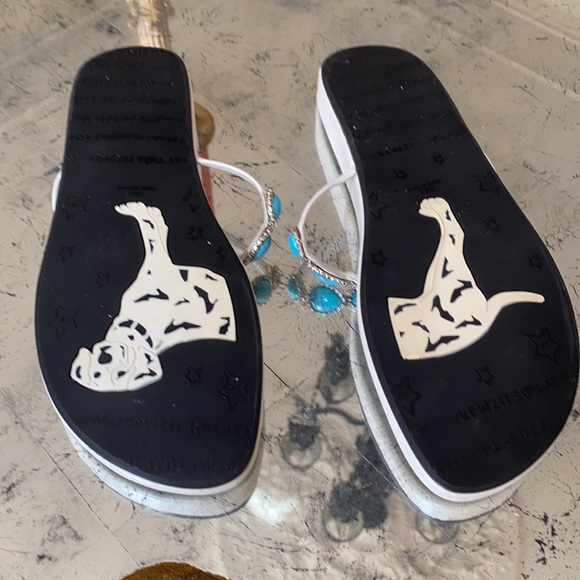 💰💰💰Stuart Weitzman White Jeweled sandals Like New Size 9.5 - Picture 4 of 5